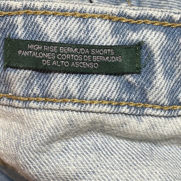 Wild Fable Denim Jean Shorts Crossover Button Fly Light Wash Size 16 Fray - Picture 6 of 7